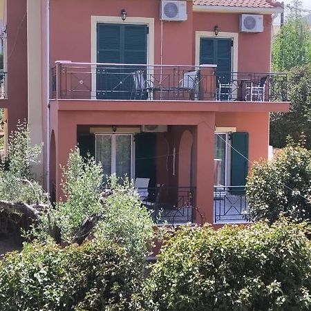 קרבומילוס Villa Eleftheria מראה חיצוני תמונה