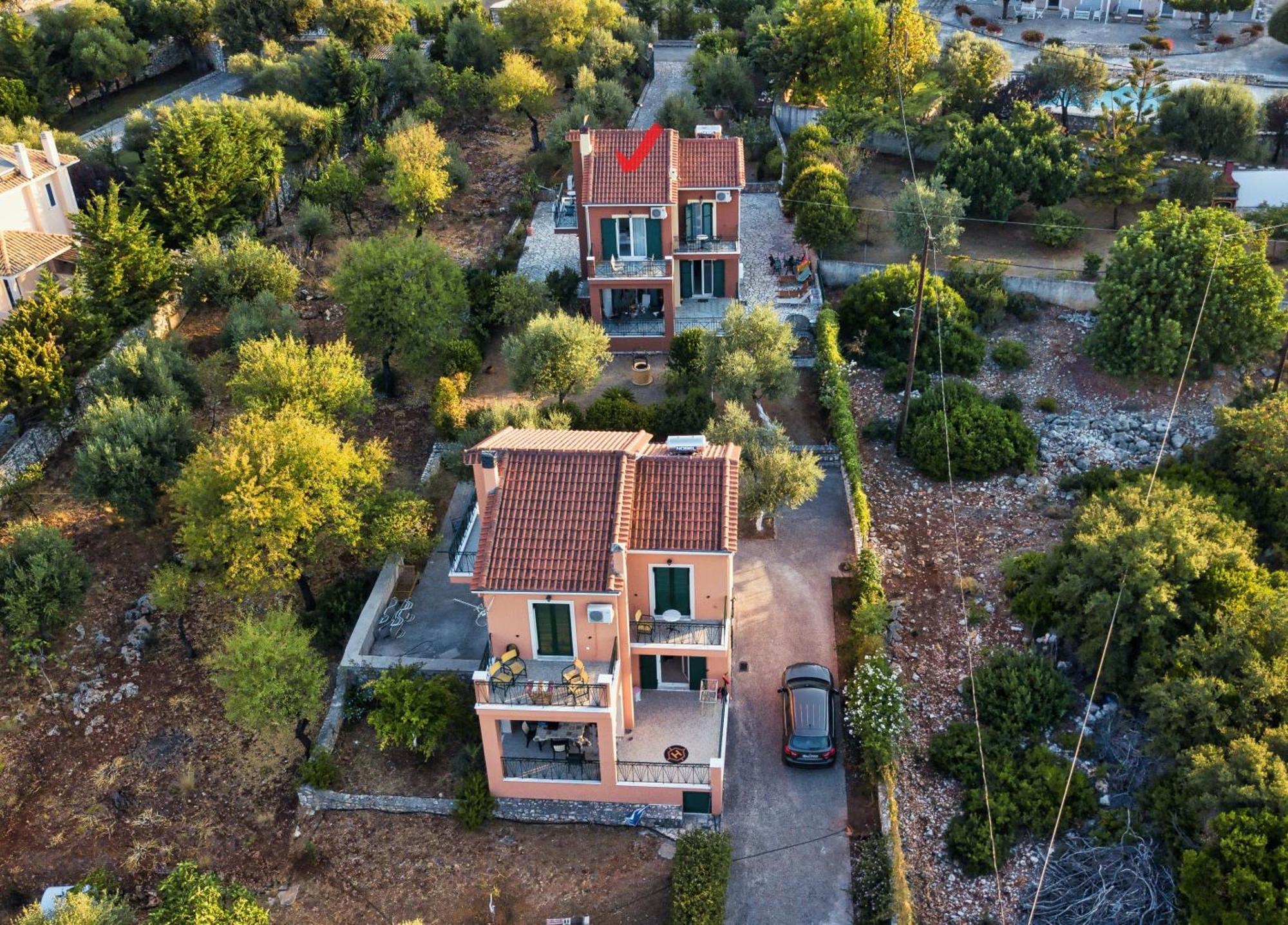 קרבומילוס Villa Eleftheria מראה חיצוני תמונה