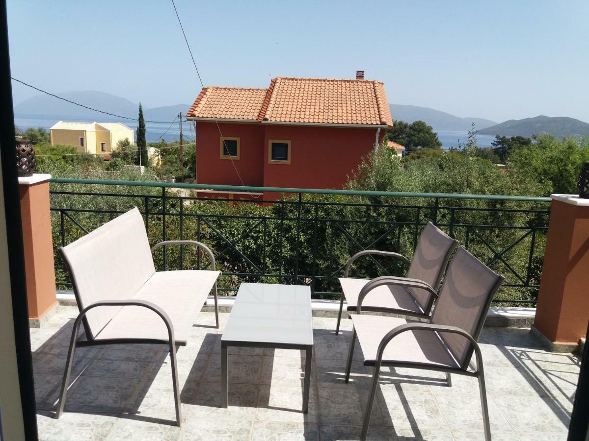 קרבומילוס Villa Eleftheria מראה חיצוני תמונה